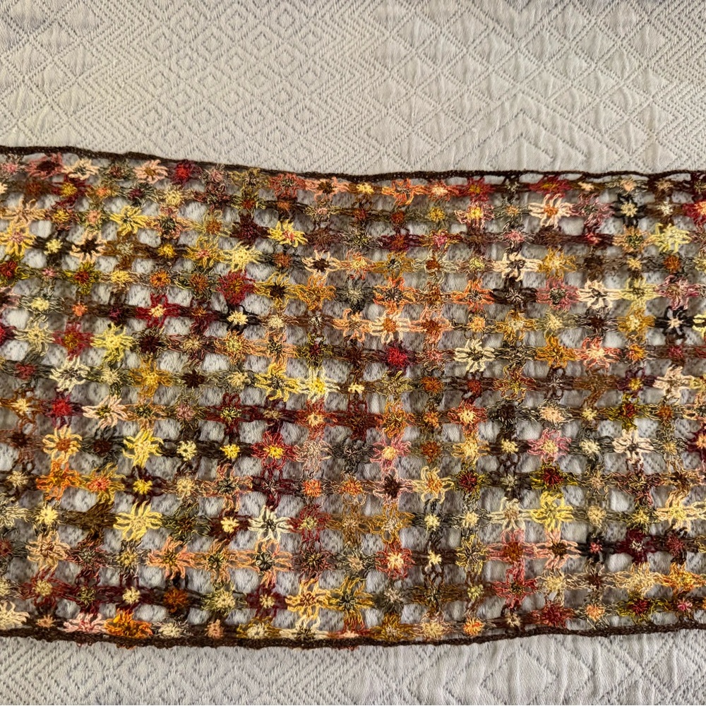 Floral Lace Scarf - Picture 5 of 9